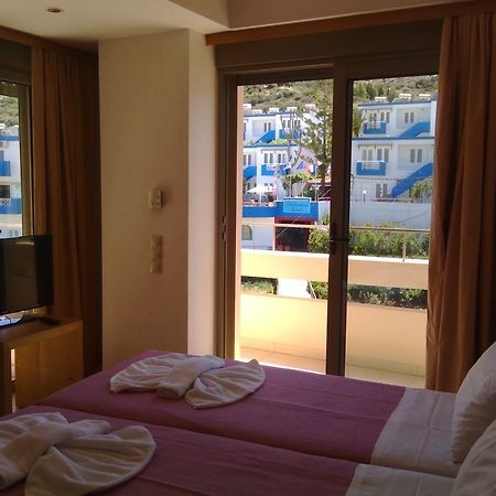 Maria Apartments Agia Pelagia Екстериор снимка