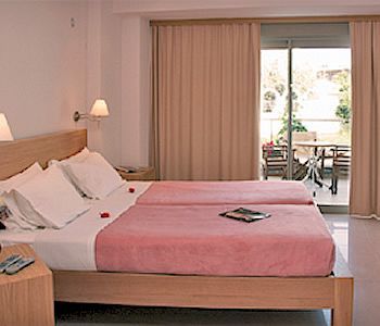 Maria Apartments Agia Pelagia Екстериор снимка